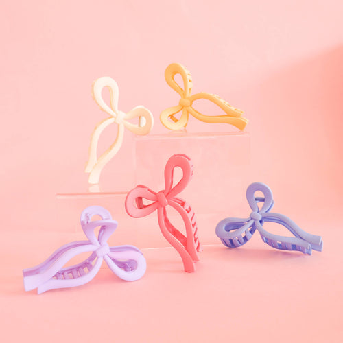 Charming Bow Hair Clip: Pink